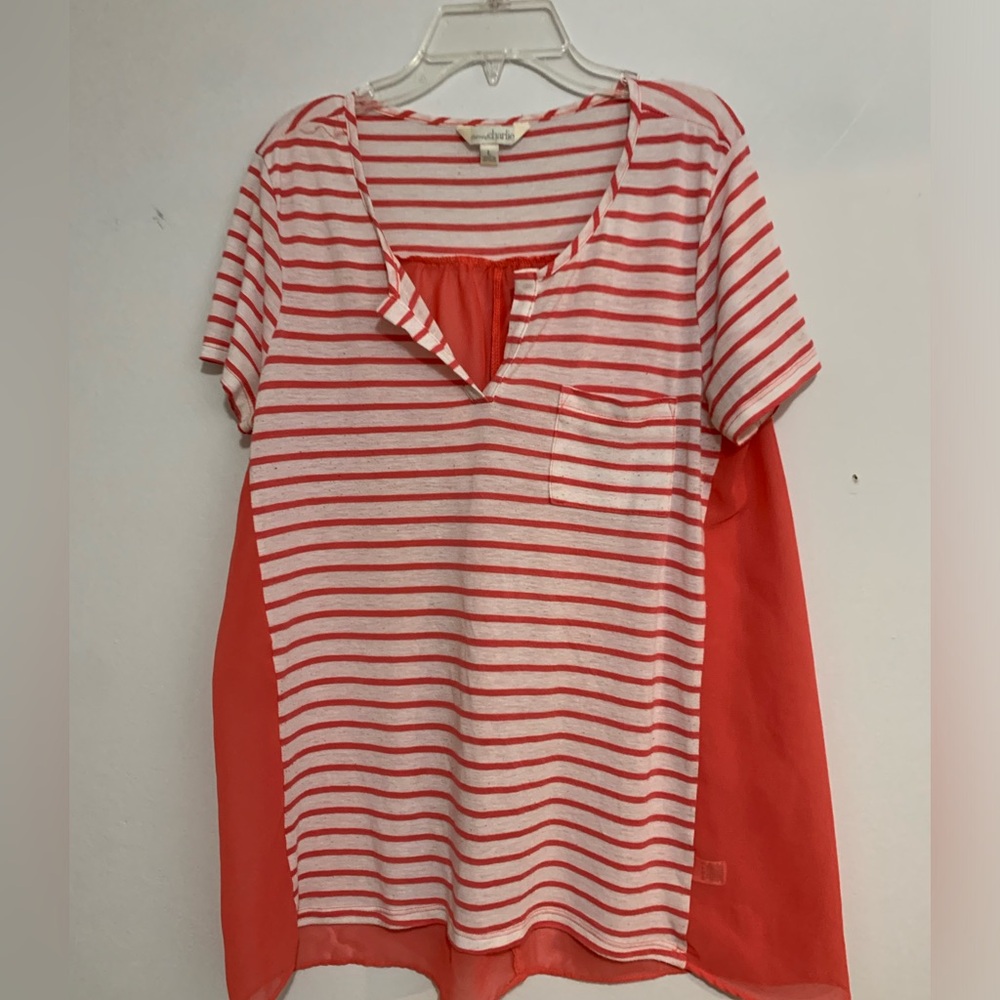 Adorable Charming Charlie top